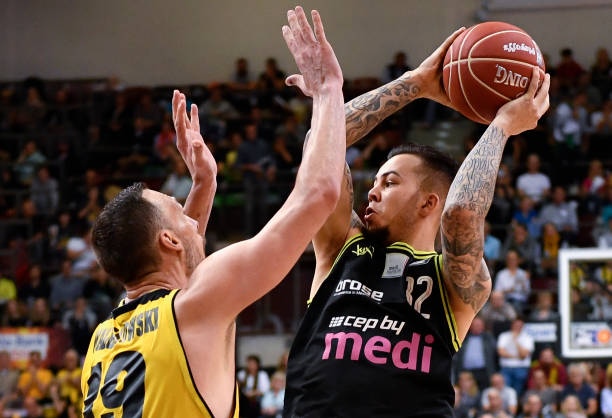 他直接在网 他直接在网